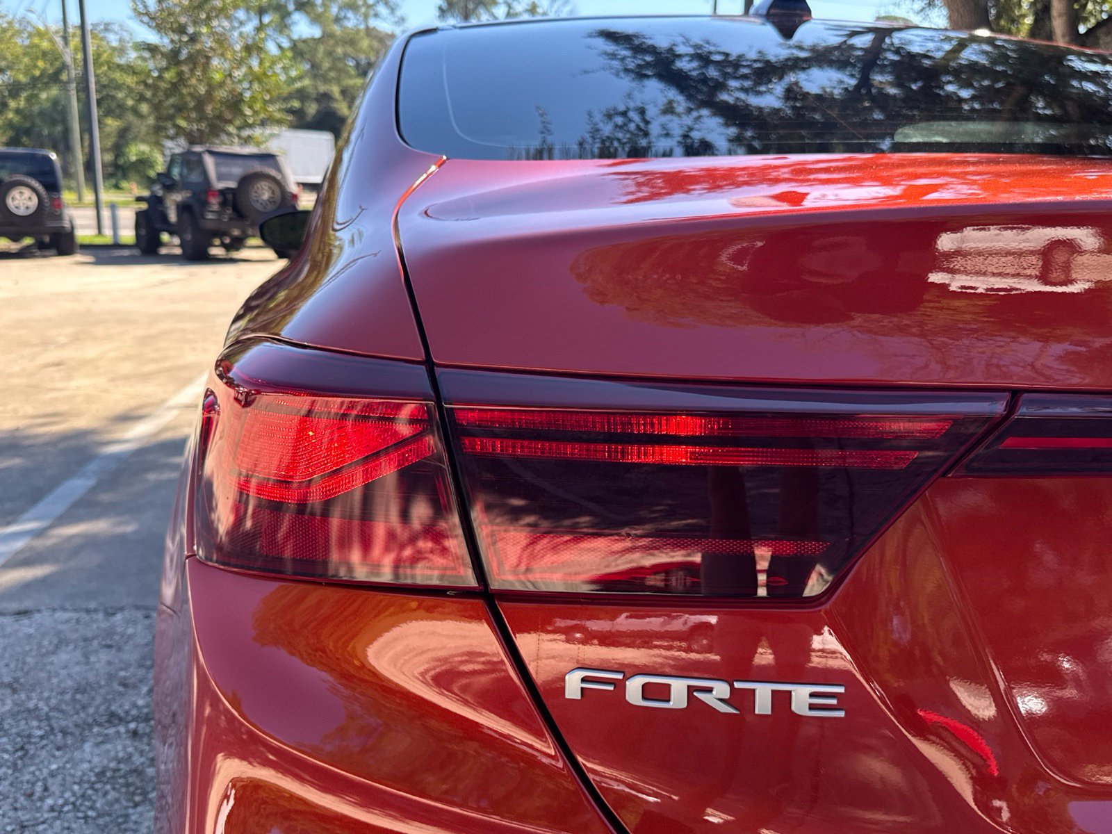 Used 2023 Kia Forte LXS FWD image 10