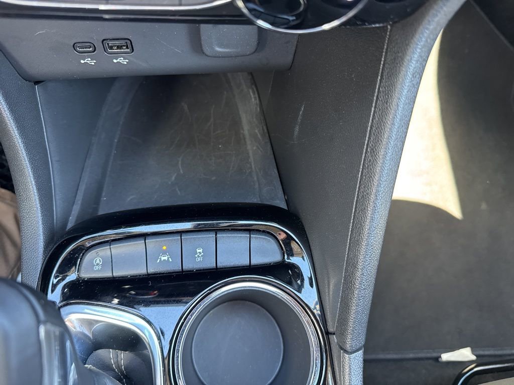 Certified 2024 Buick Encore GX Sport Touring image 29