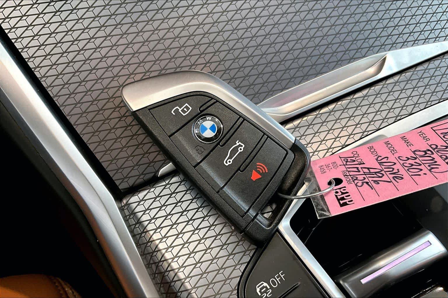 Used 2026 BMW 330i Sedan RWD image 14