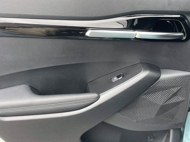 New 2026 Kia Seltos EX FWD image 23