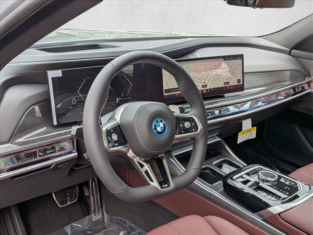 New 2026 BMW 750e xDrive AWD/4WD image 3