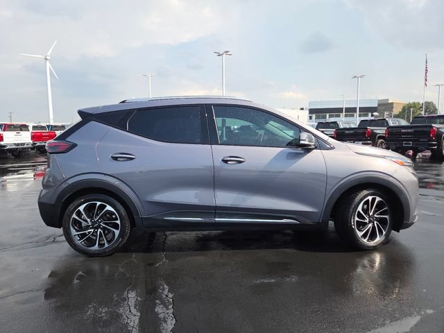 Used 2022 Chevrolet Bolt EUV Premier w/ Sun & Sound Package FWD image 20
