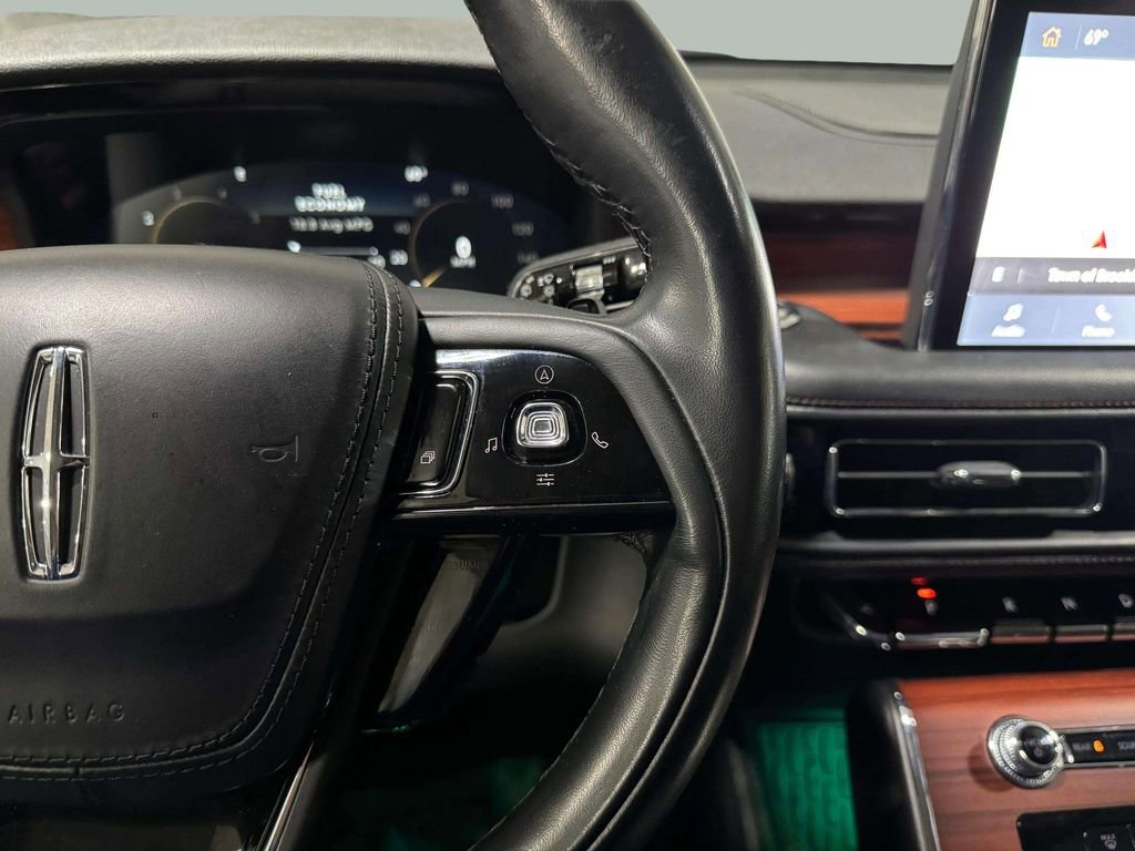 Certified 2023 Lincoln Aviator Reserve w/ Elements Package Plus image 12
