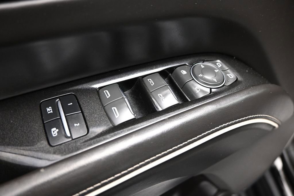 Used 2022 Cadillac Escalade ESV Sport Platinum w/ Heavy-Duty Trailer Package AWD/4WD image 11