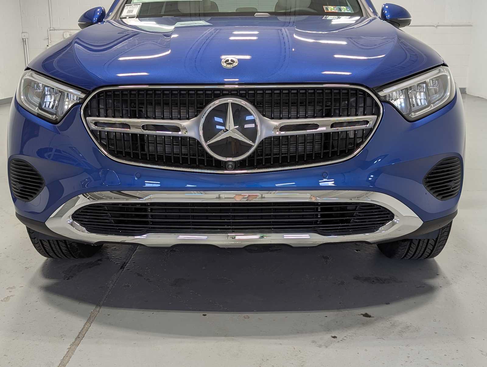 New 2026 Mercedes-Benz GLC 300 4MATIC image 2