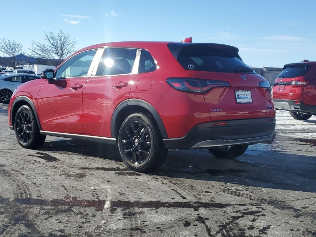 Certified 2025 Honda HR-V Sport image 5
