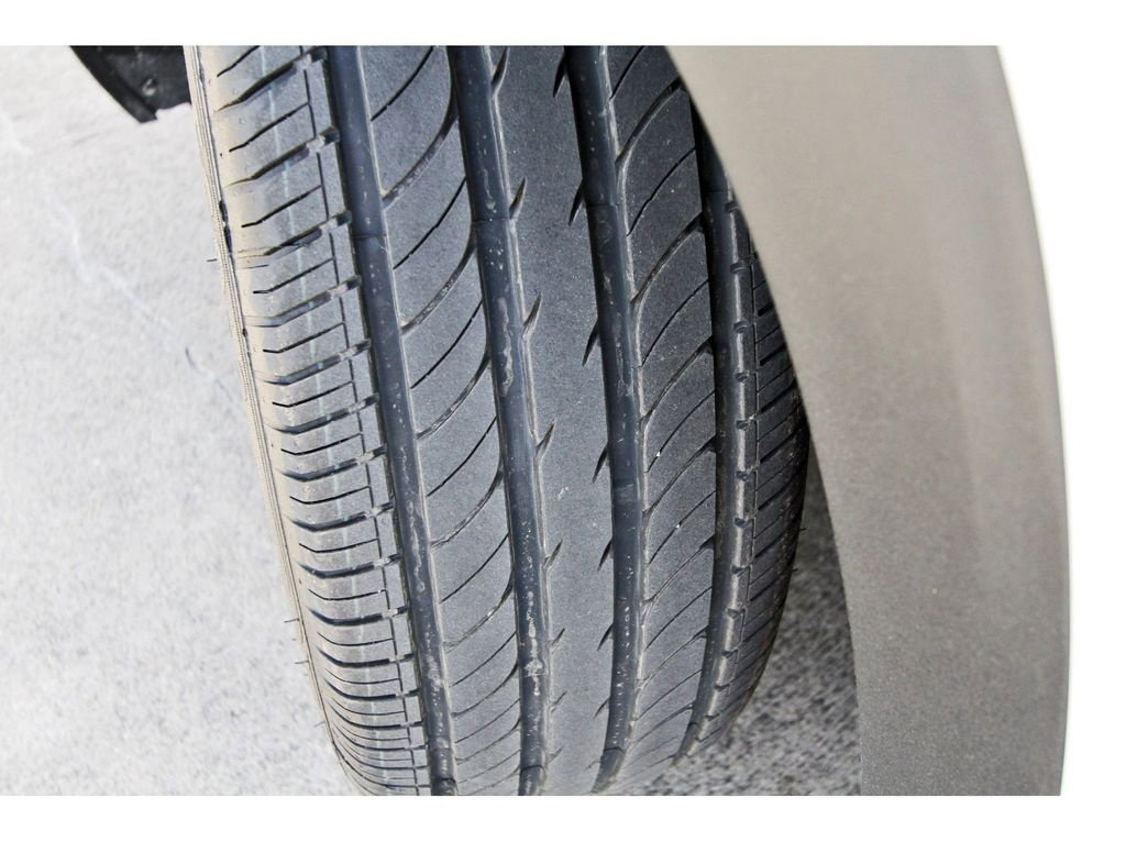 Used 2021 GMC Terrain SLE w/ Driver Convenience Package image 27