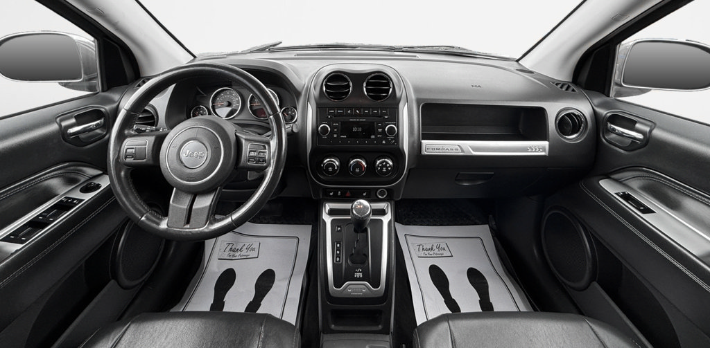 Used 2014 Jeep Compass Latitude AWD/4WD image 15