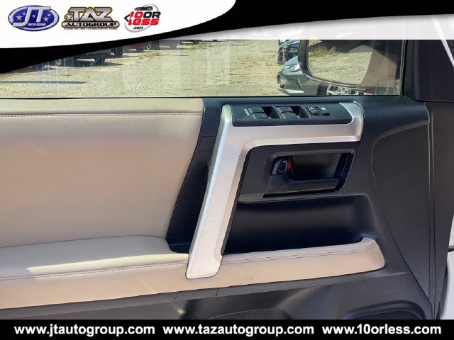 Used 2013 Toyota 4Runner SR5 w/ Convenience Pkg RWD image 14