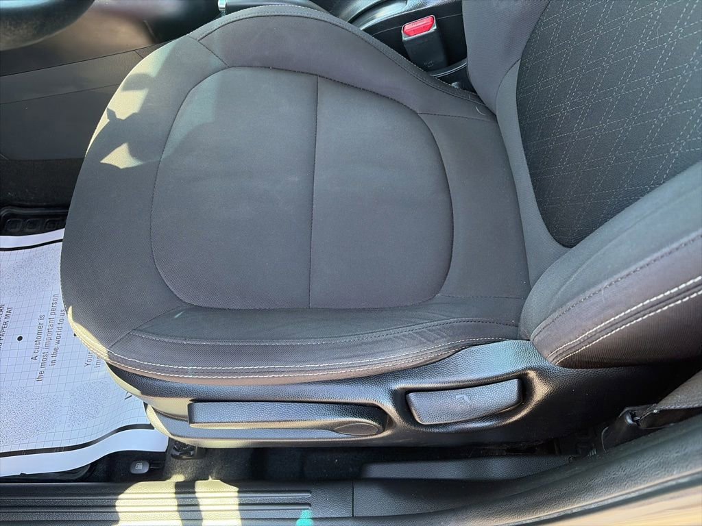 Used 2016 Kia Soul FWD image 15