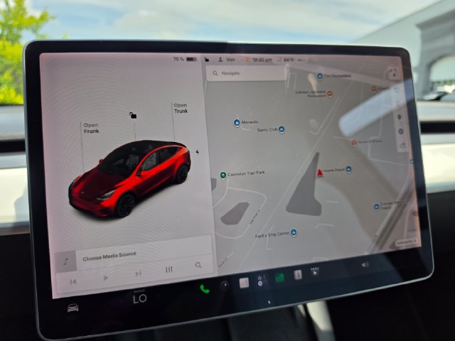 Used 2022 Tesla Model Y Long Range AWD/4WD image 44