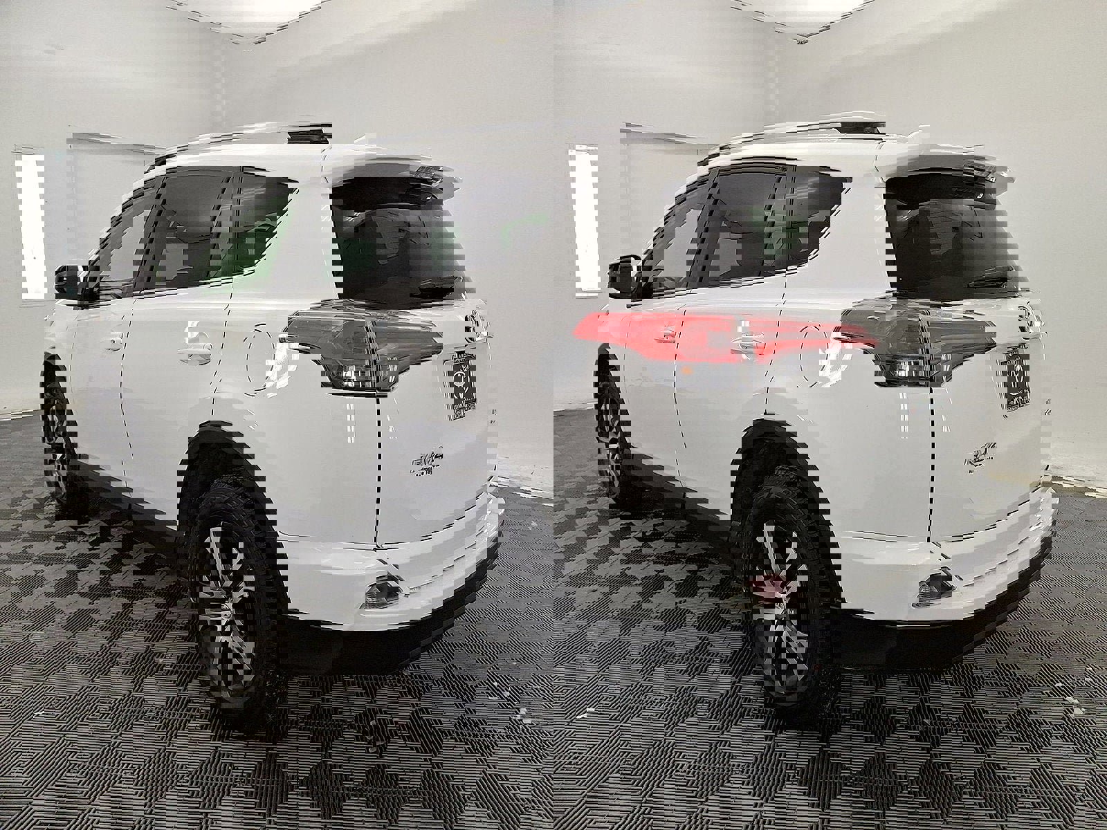 Used 2017 Toyota RAV4 LE image 22