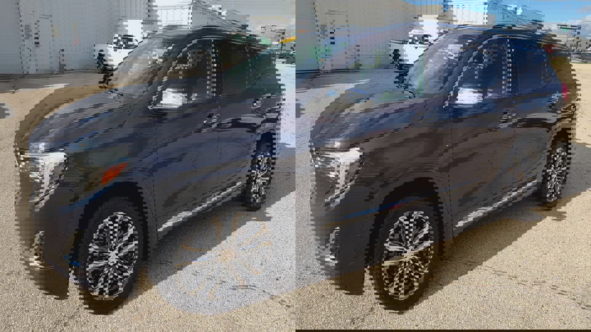 Used 2019 GMC Terrain Denali w/ Advanced Safety Package image 4