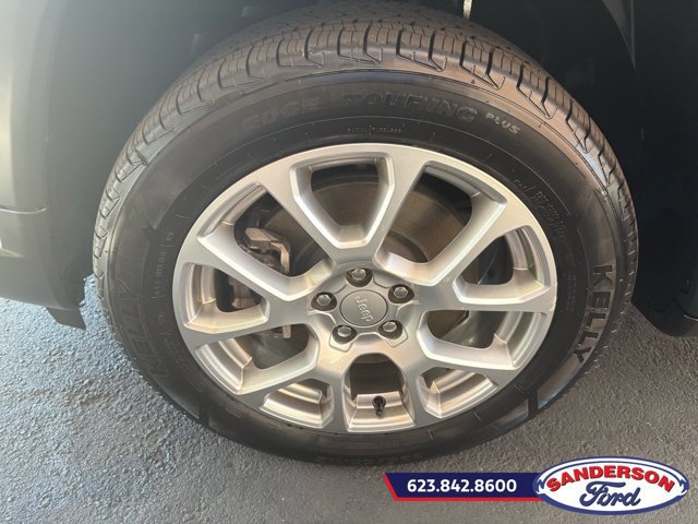 Used 2023 Jeep Compass Latitude AWD/4WD image 20
