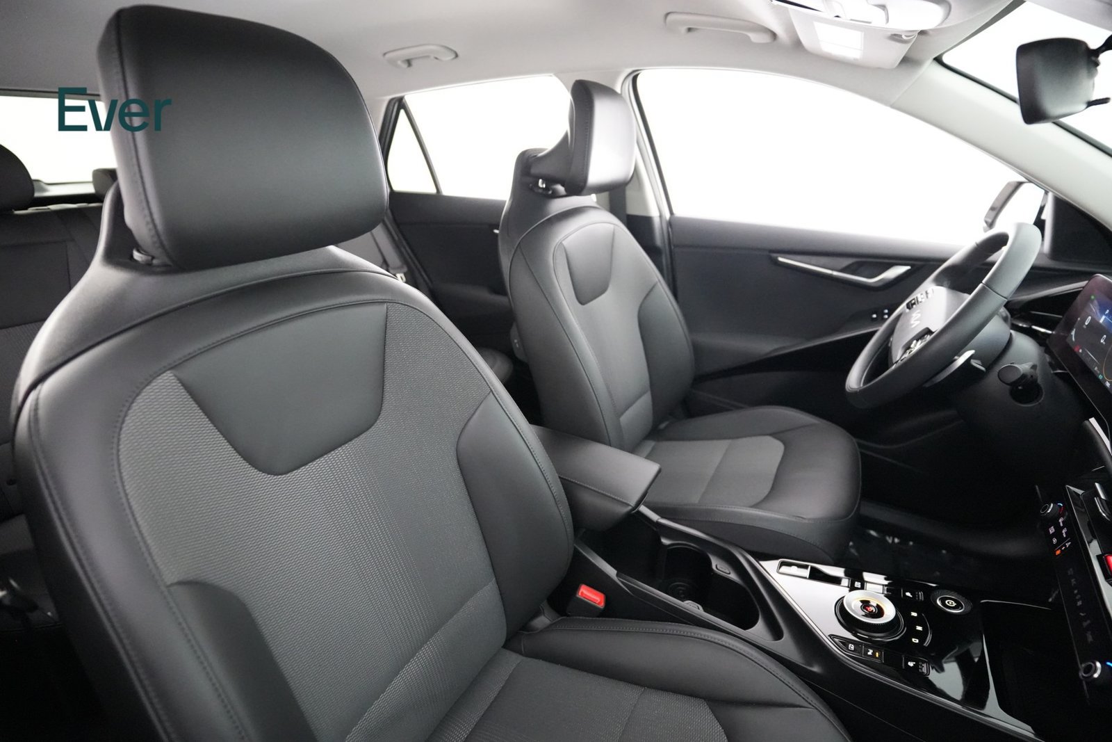 Used 2024 Kia Niro Wind FWD image 23