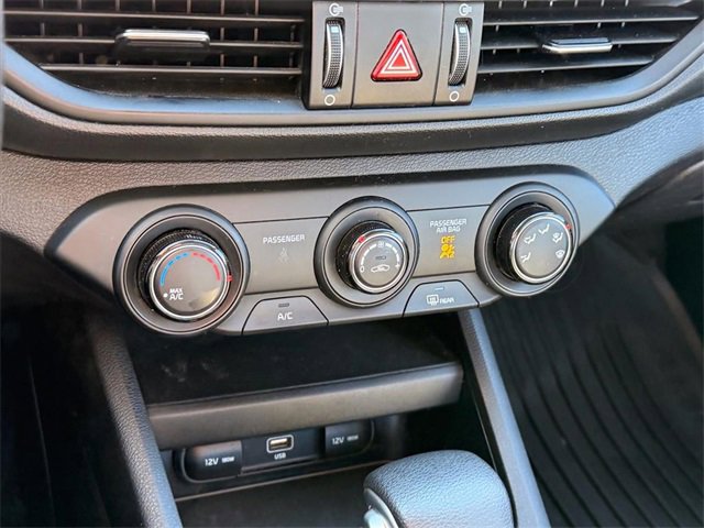 Used 2023 Kia Forte LXS w/ LXS Technology Package image 21