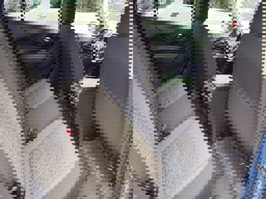 Used 2024 Chevrolet Equinox LT image 18