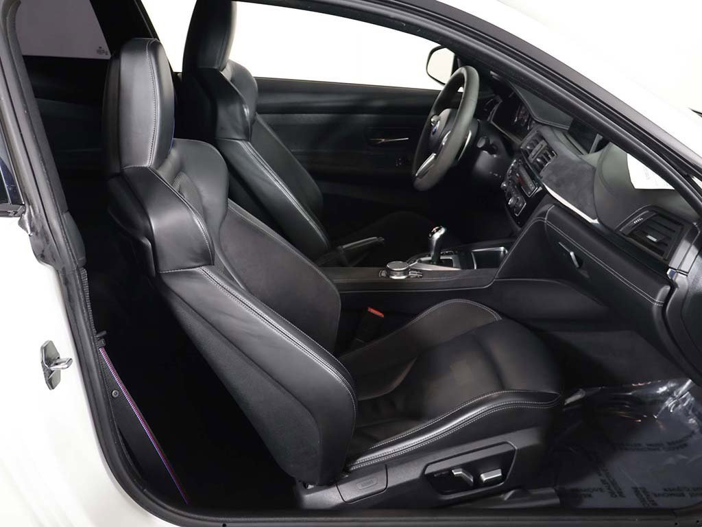 Used 2019 BMW M4 CS image 21