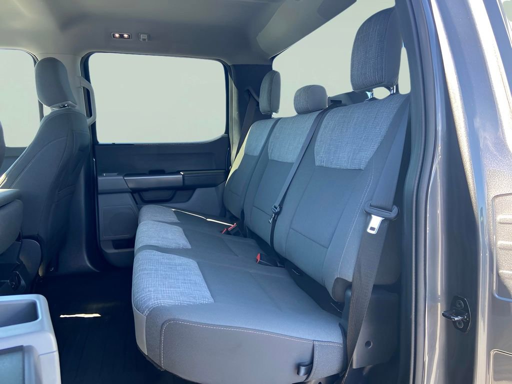 Used 2023 Ford F150 XLT w/ Trailer Tow Package image 16