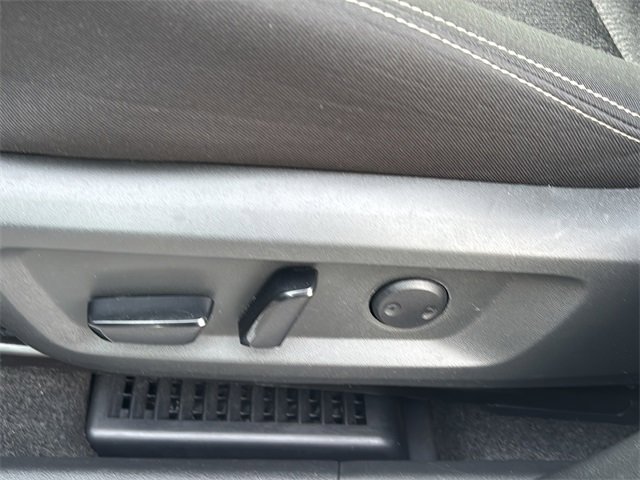 Used 2024 Nissan Rogue SV image 19