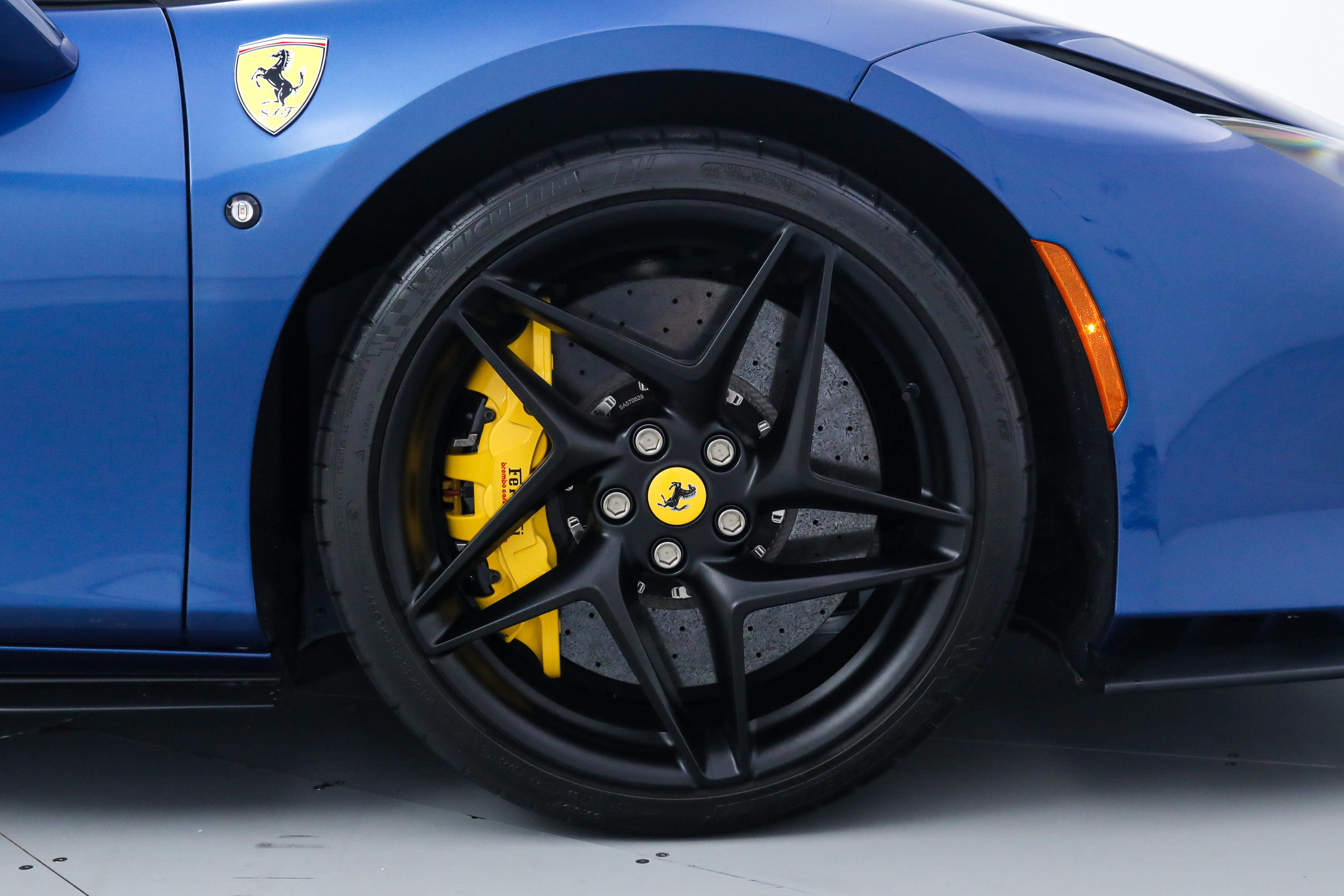 Certified 2023 Ferrari F8 Tributo RWD image 38