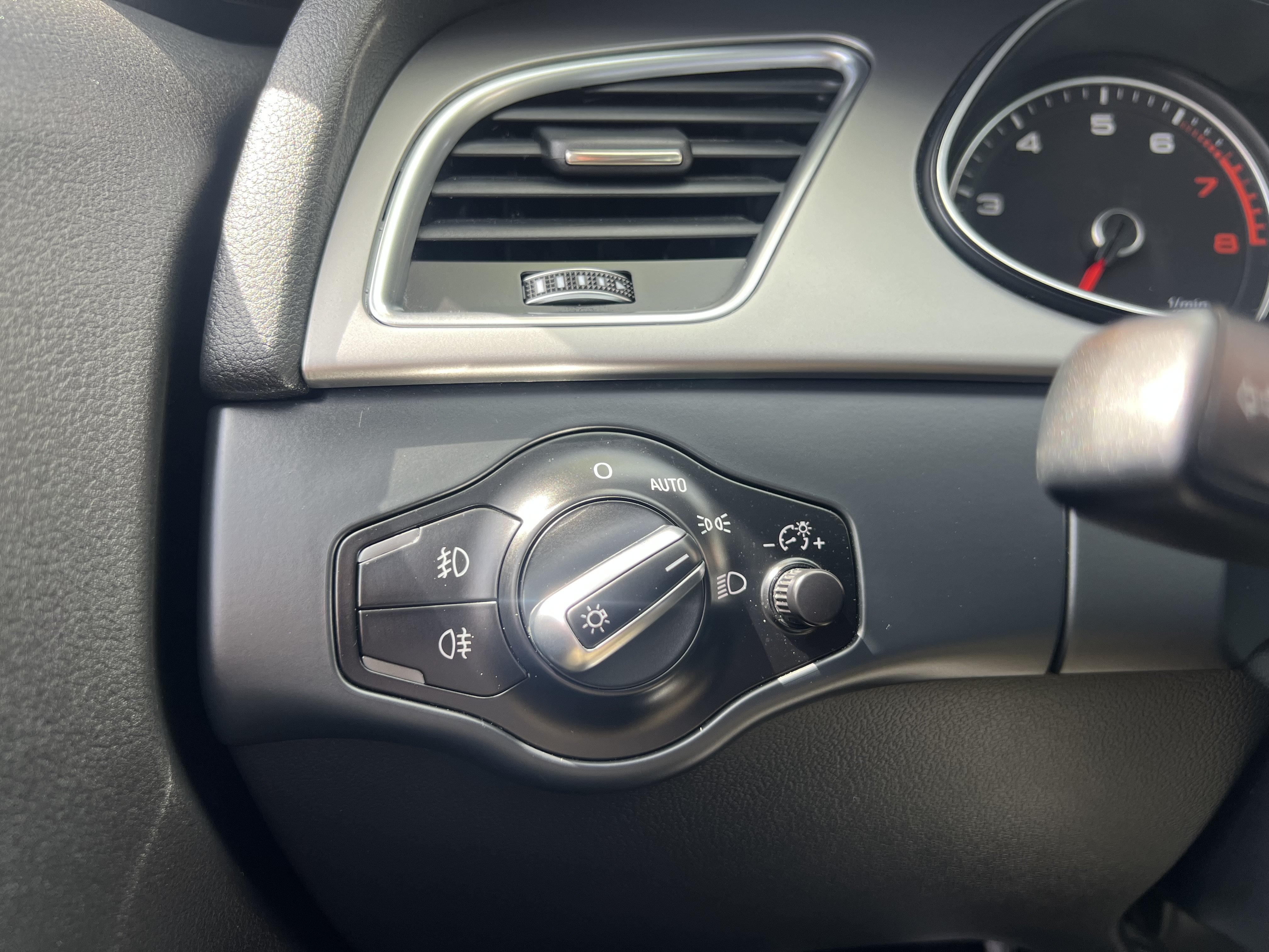 Used 2014 Audi A4 Premium Plus AWD/4WD image 23
