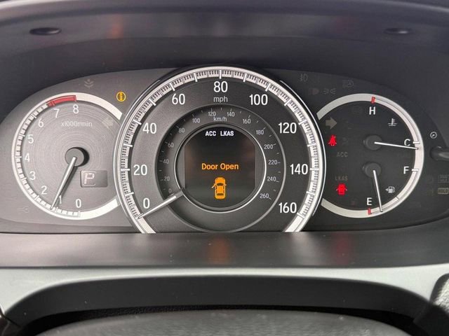 Used 2016 Honda Accord Touring image 31