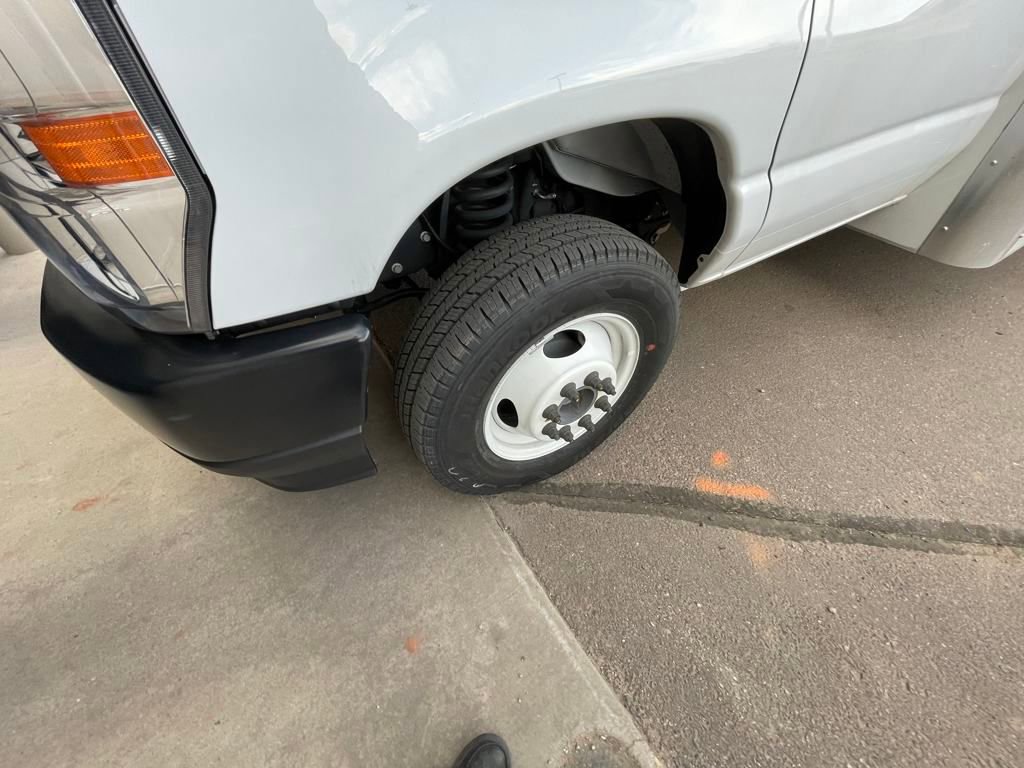 New 2024 Ford E-450 and Econoline 450 Super Duty w/ Driver's Safety Package image 9