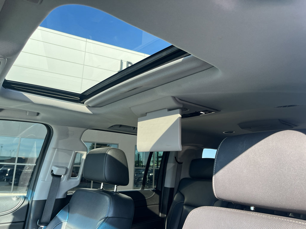 Used 2018 GMC Yukon XL SLT w/ Premium Edition AWD/4WD image 28