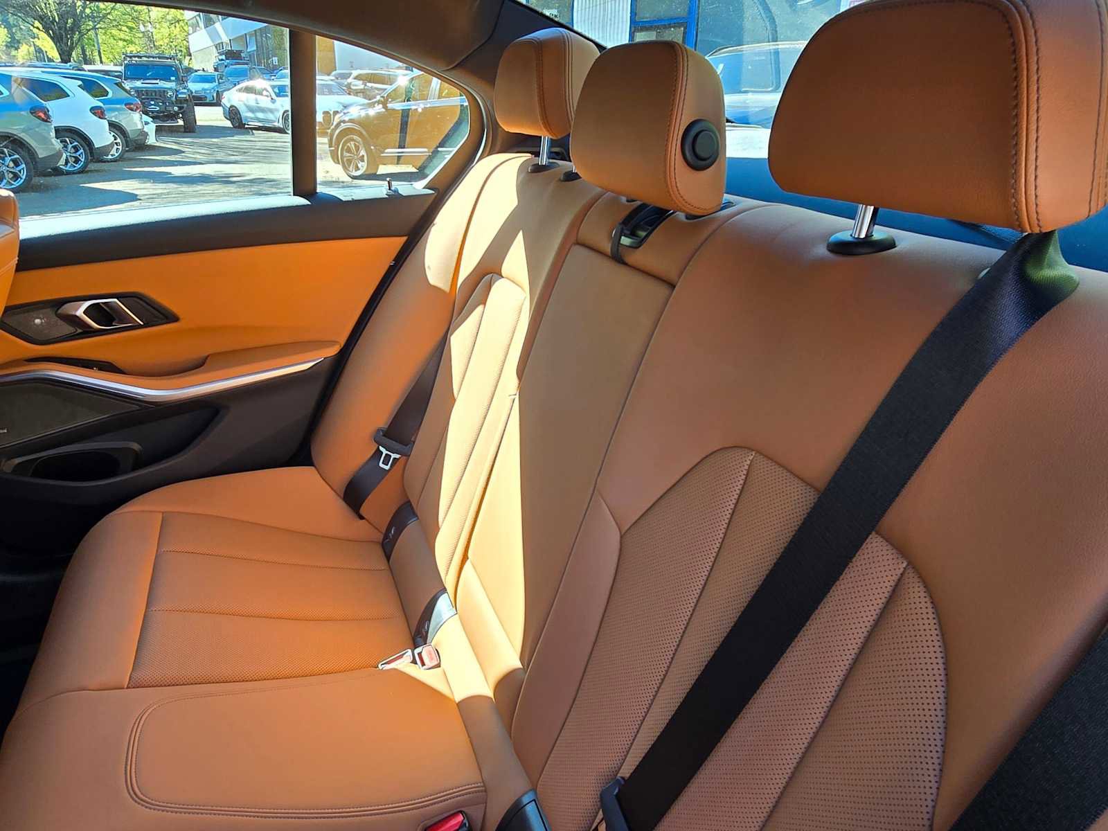 Used 2024 BMW 330e xDrive w/ Premium Package image 17