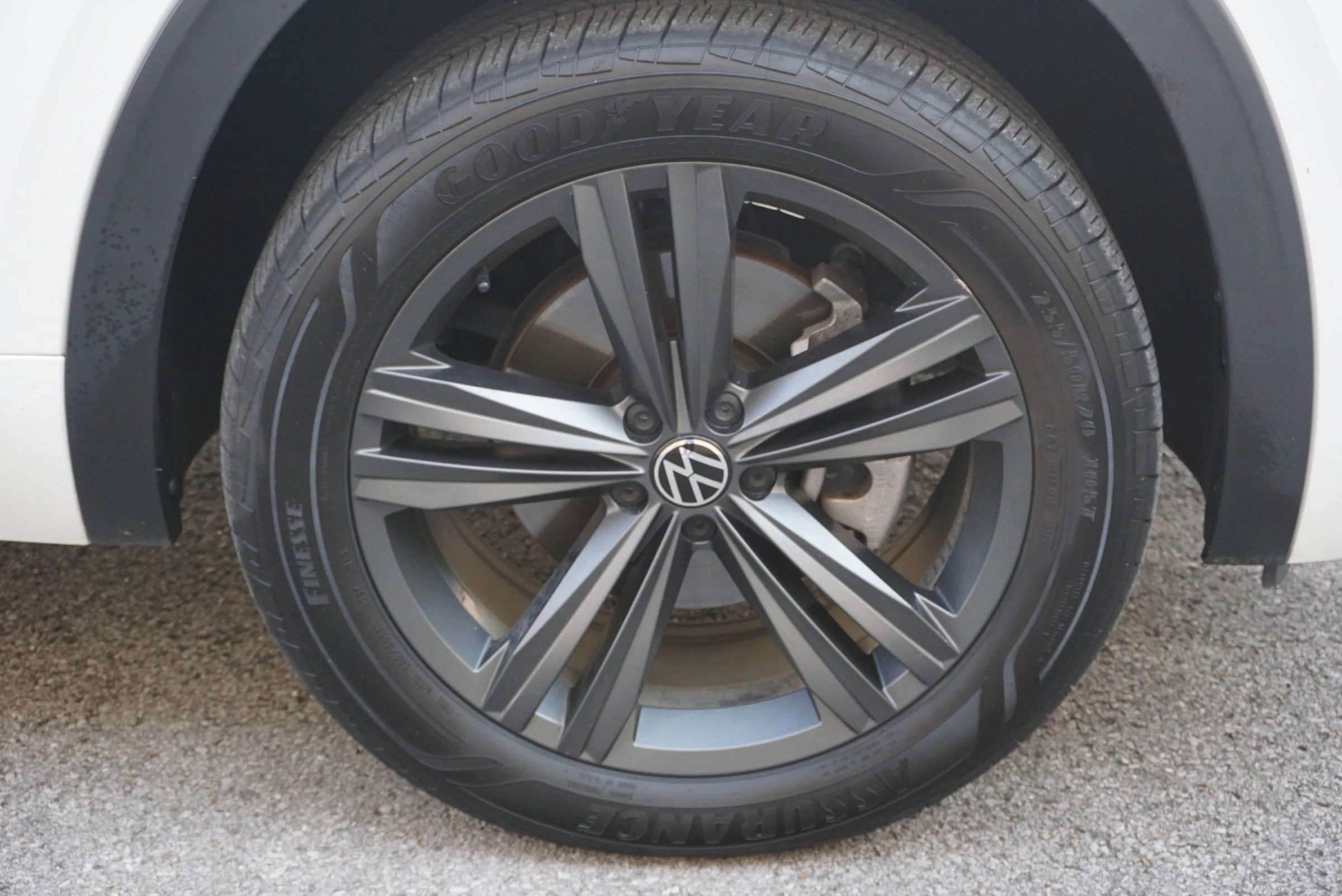 Used 2021 Volkswagen Atlas SE w/ Panoramic Sunroof Package image 11