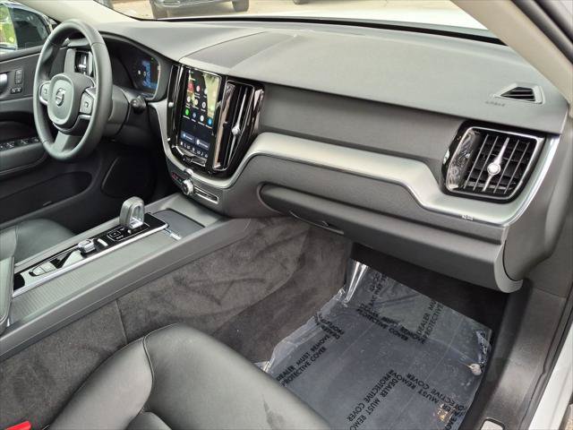 Certified 2024 Volvo XC60 B5 Core w/ Protection Package Premier AWD/4WD image 26