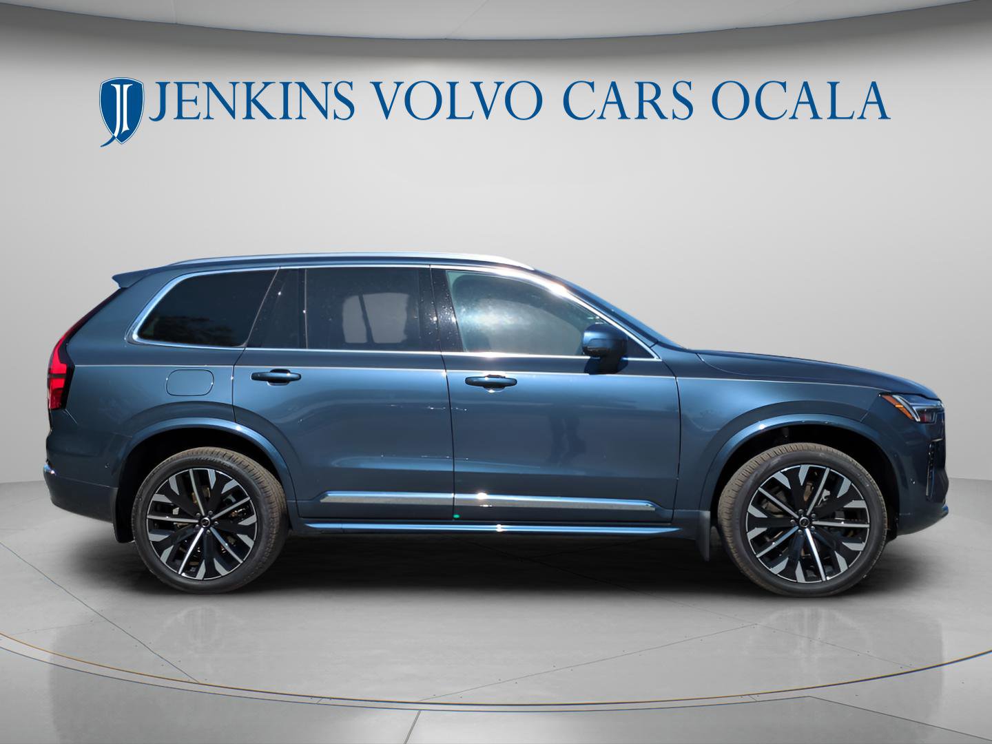 New 2026 Volvo XC90 B6 Plus image 2