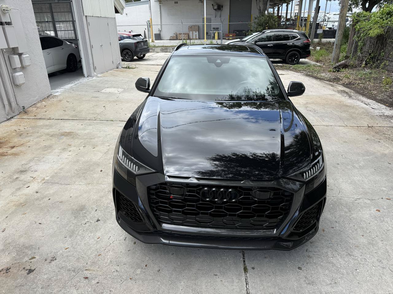 Used 2021 Audi RS Q8 w/ Carbon Optic Package AWD/4WD image 2