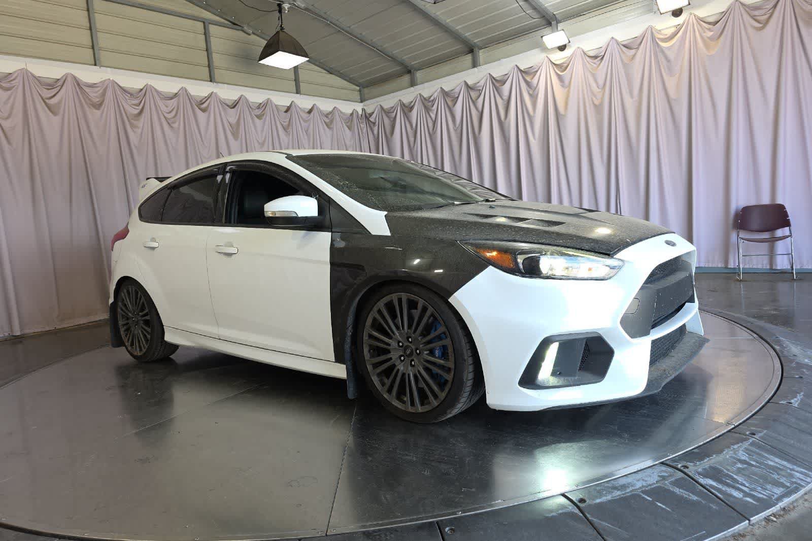 Used 2017 Ford Focus RS AWD/4WD image 10