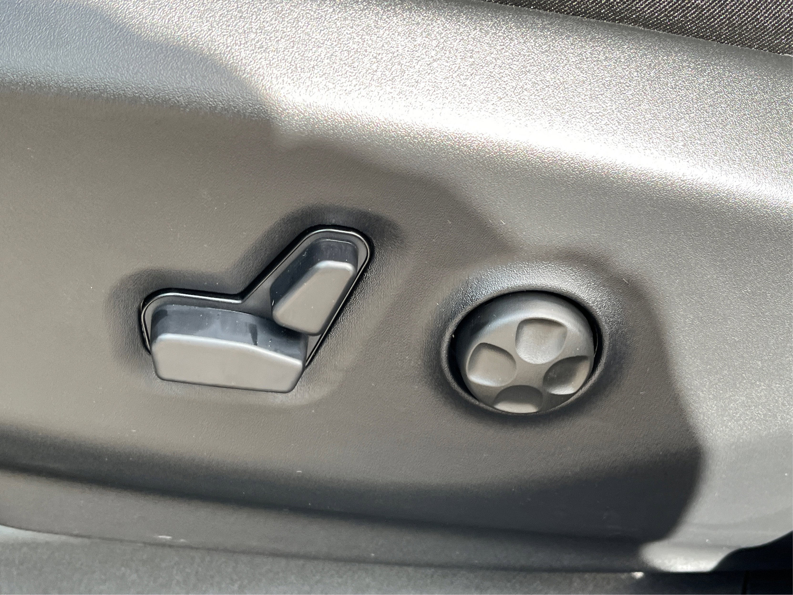 New 2026 Chrysler Pacifica Select image 49