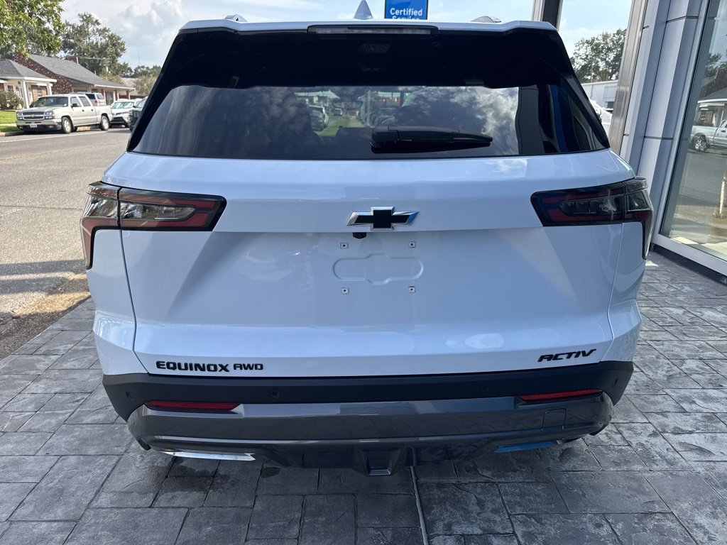 New 2026 Chevrolet Equinox ACTIV w/ Convenience Package III image 18