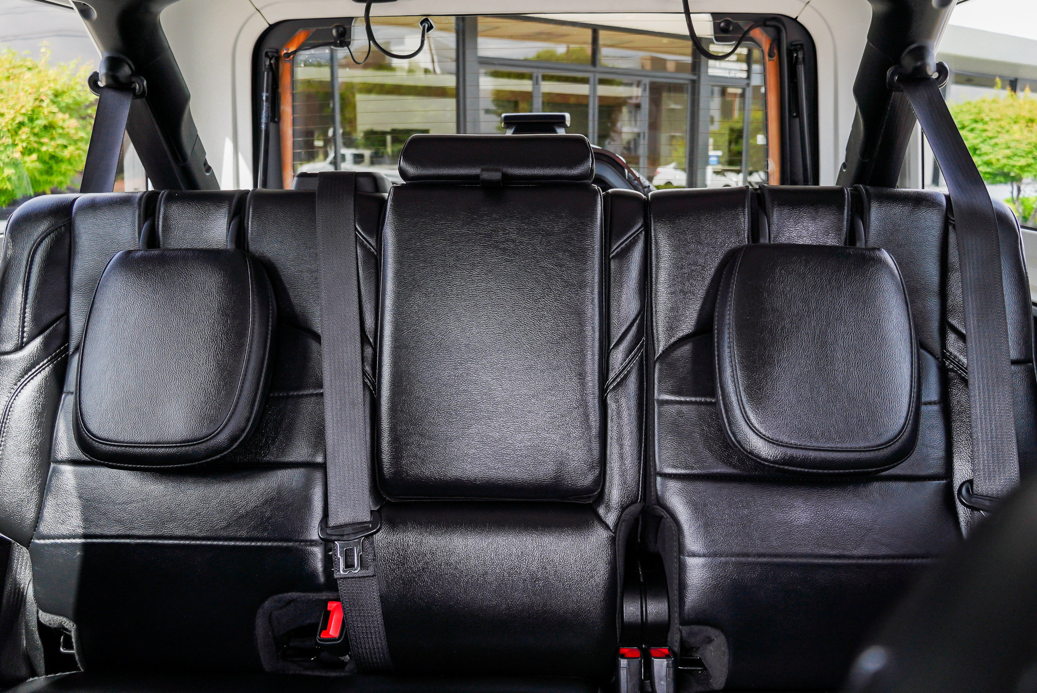 Used 2023 Jeep Wrangler Unlimited Sahara AWD/4WD image 23