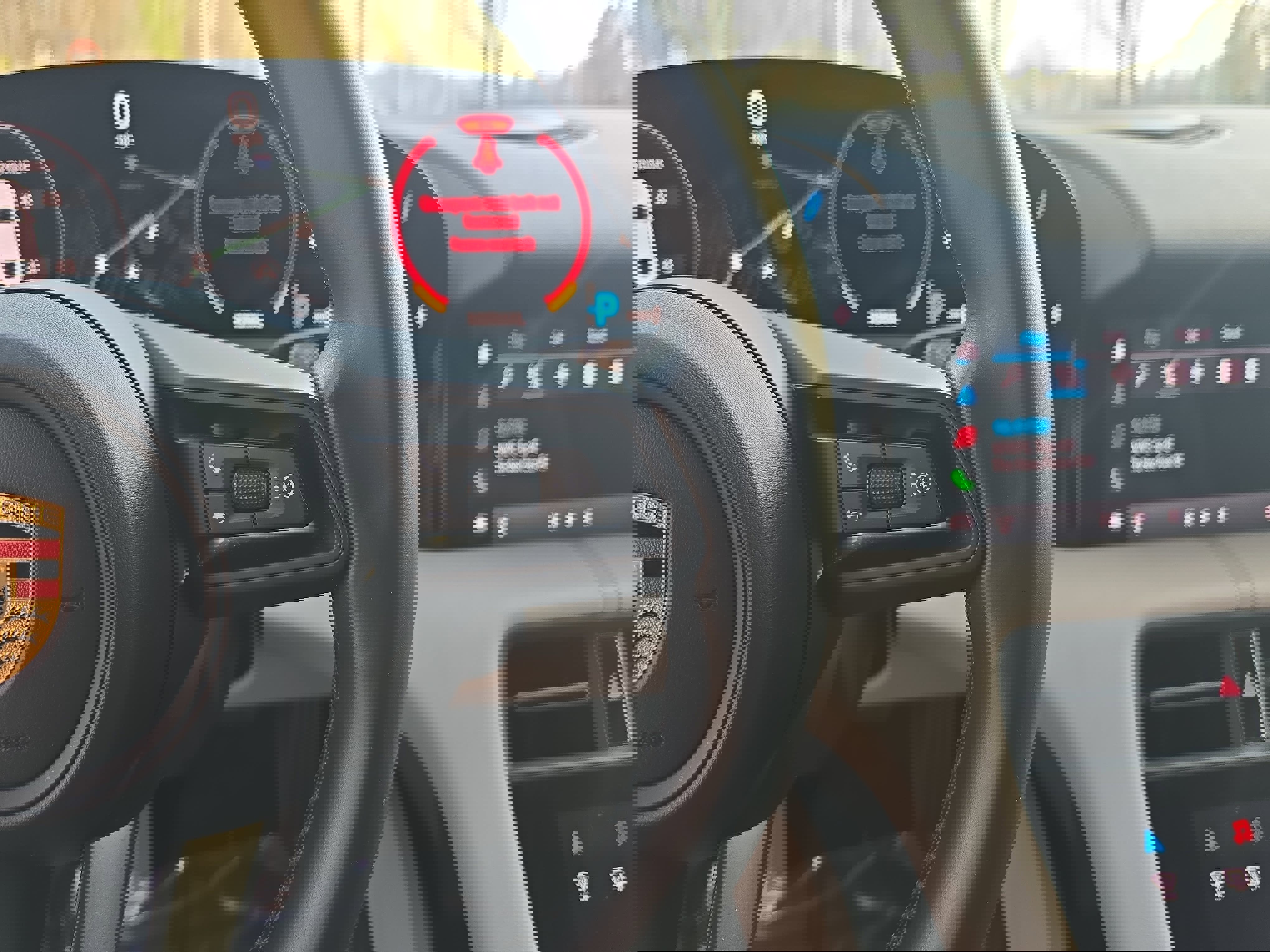 Used 2021 Porsche Taycan image 18