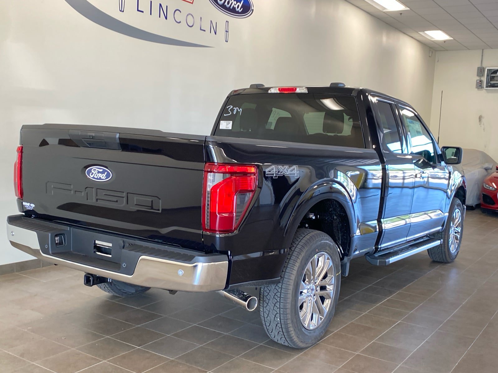 New 2026 Ford F150 XLT w/ XLT Chrome Appearance Package AWD/4WD image 7
