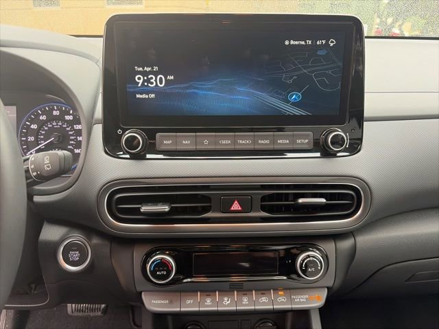 Certified 2023 Hyundai Kona SEL w/ Convenience Package AWD/4WD image 13