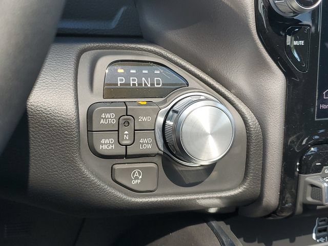 New 2026 RAM 1500 Laramie w/ Sport Appearance Package AWD/4WD image 24