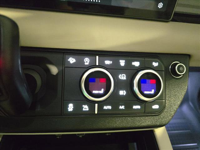 Used 2024 Land Rover Defender 110 X-Dynamic SE image 24
