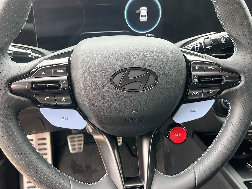 Used 2025 Hyundai Elantra N FWD image 11