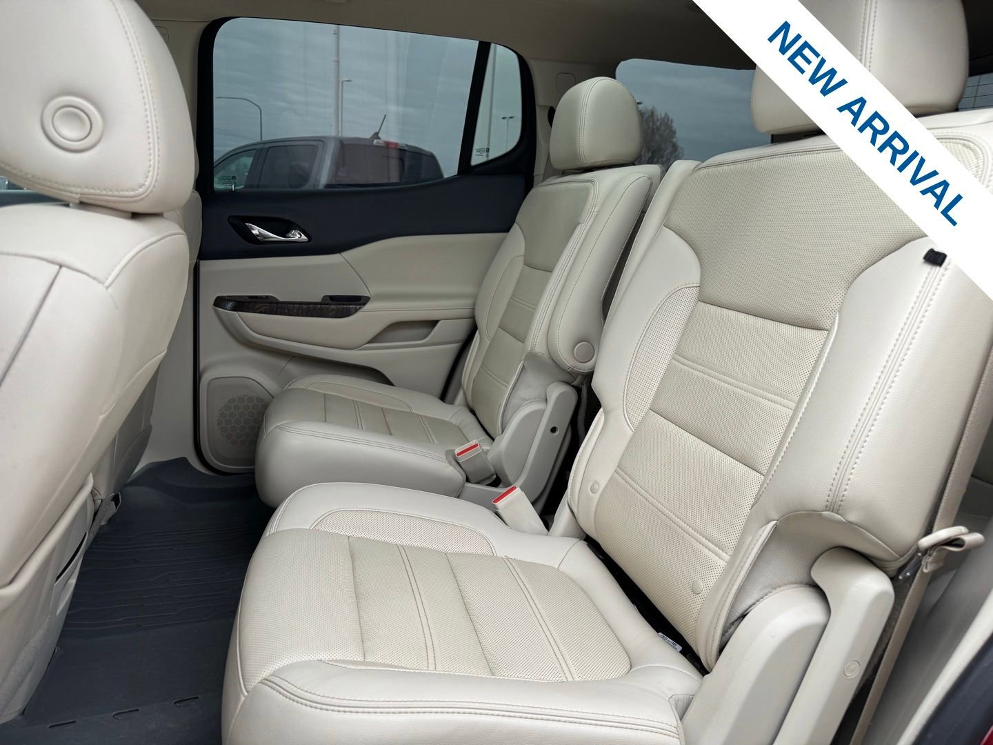 Used 2020 GMC Acadia Denali w/ Trailering Package image 14