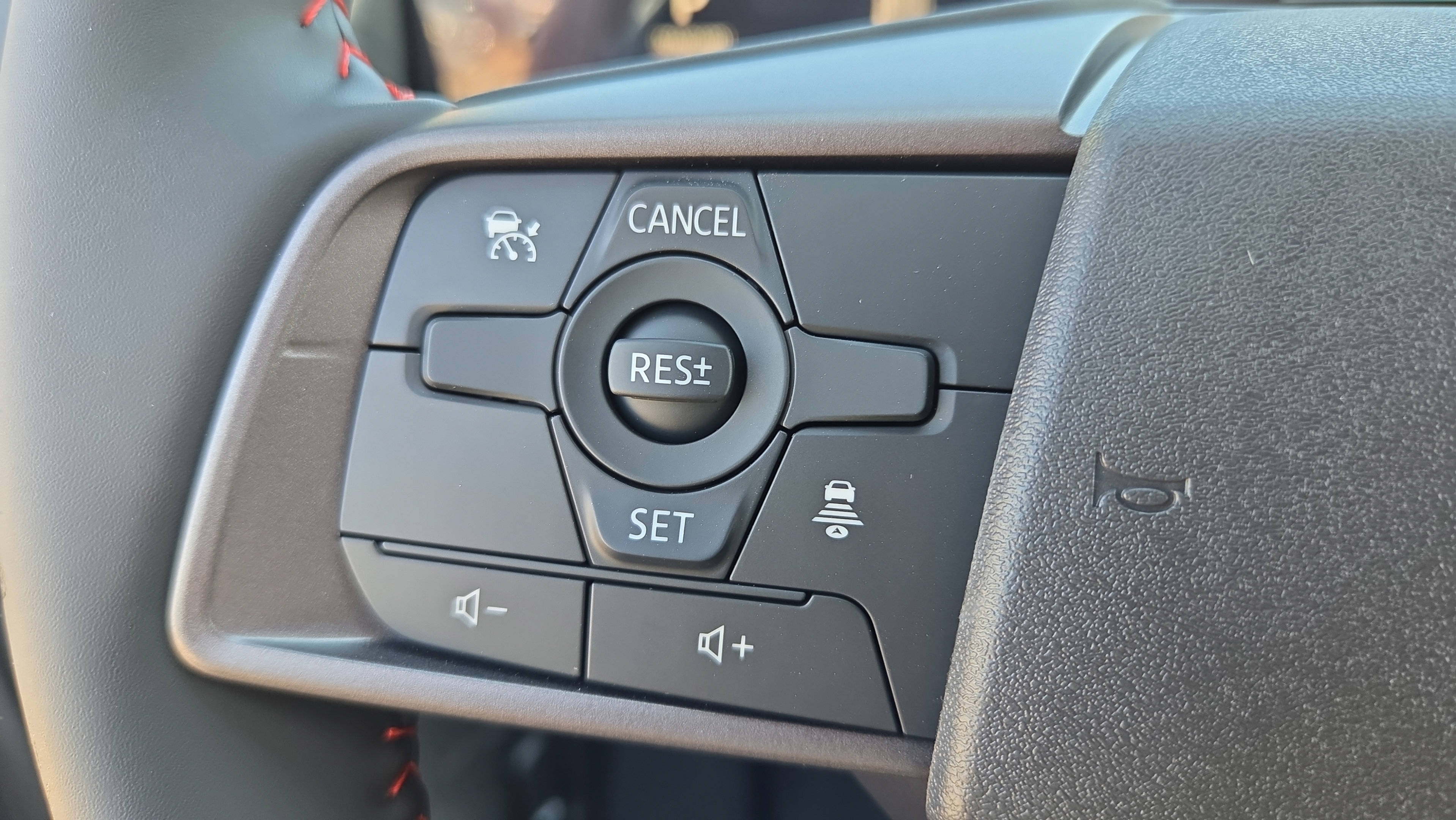New 2026 Nissan Sentra SR w/ Floor Mat Package FWD image 24