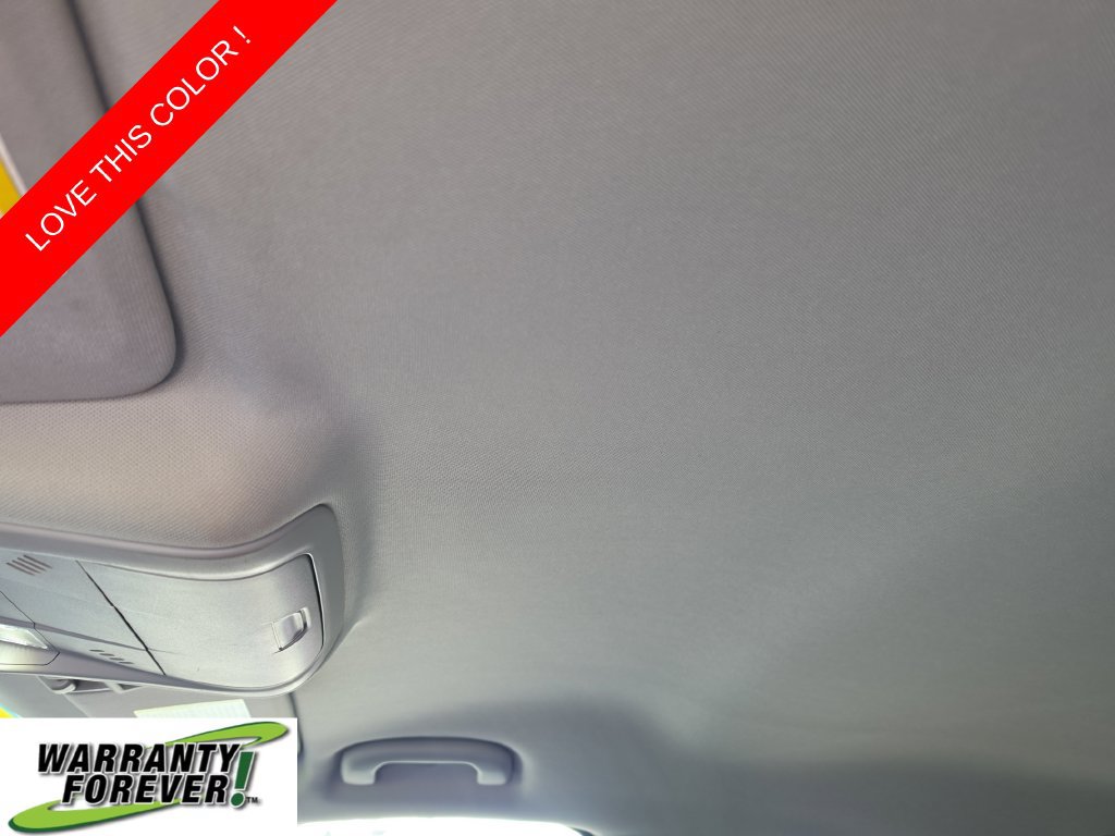 Used 2024 Chevrolet Equinox LT FWD image 31