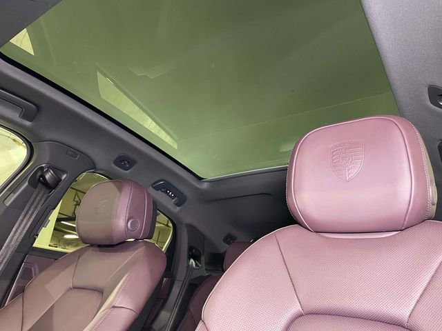 New 2026 Porsche Cayenne Coupe image 18