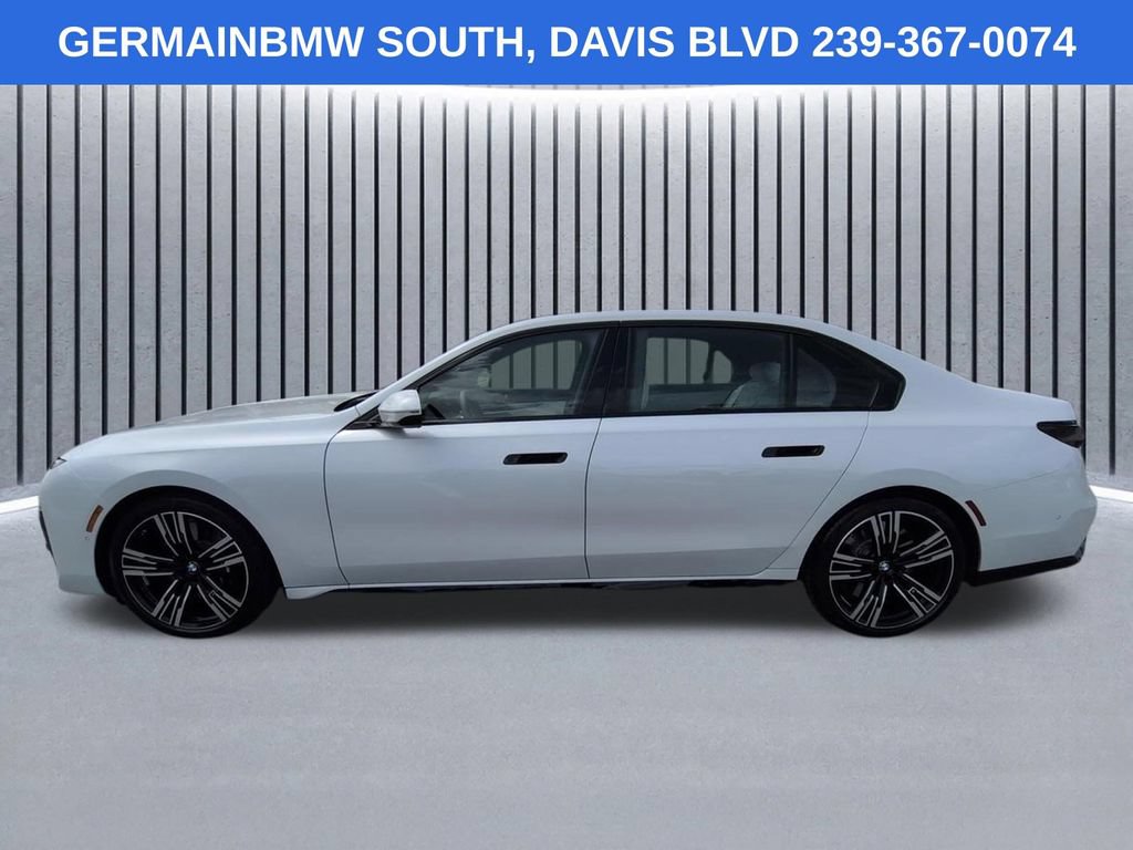 Certified 2025 BMW 760i xDrive AWD/4WD image 8
