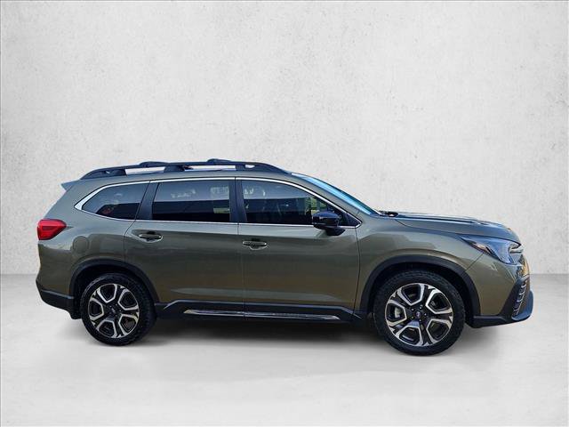 Used 2024 Subaru Ascent Limited AWD/4WD image 4